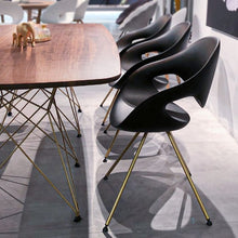 Indlæs billede til gallerivisning Moon soft touch stol