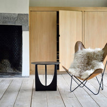 Indlæs billede til gallerivisning Geometric sidebord