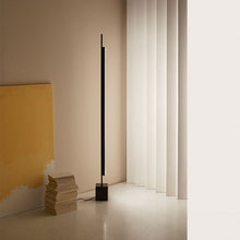 Indlæs billede til gallerivisning NYHED Coln Gulvlampe