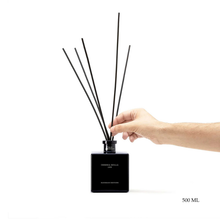 Indlæs billede til gallerivisning Diffuser - Tea & Lemongrass