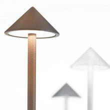 Indlæs billede til gallerivisning Pina LED lampe