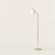 Indlæs billede til gallerivisning Endo Gulvlampe