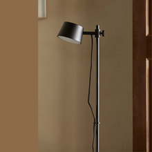 Indlæs billede til gallerivisning Nera Gulvlampe