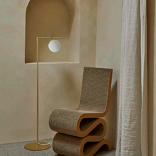 Indlæs billede til gallerivisning Endo Gulvlampe
