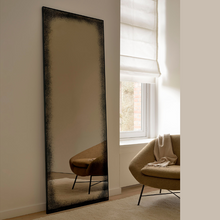 Indlæs billede til gallerivisning Bronze floor mirror
