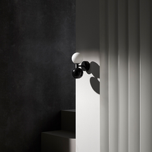 Indlæs billede til gallerivisning Dalt Væglampe