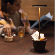 Indlæs billede til gallerivisning Poldina Reverse LED lampe