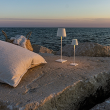 Indlæs billede til gallerivisning Poldina Micro LED lampe