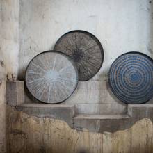 Indlæs billede til gallerivisning Black Slice wooden tray