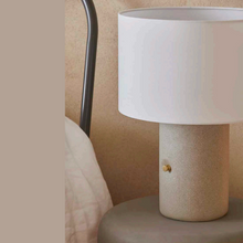 Indlæs billede til gallerivisning Sand Bordlampe