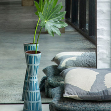 Indlæs billede til gallerivisning Clear Gate floor mirror