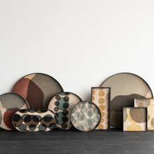Indlæs billede til gallerivisning Slate Layered Dots glass tray
