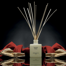Indlæs billede til gallerivisning Diffuser - Velvet Wood