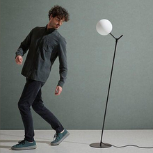 Indlæs billede til gallerivisning Atom Gulvlampe