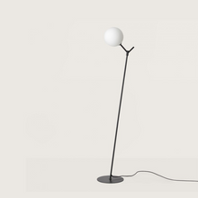 Indlæs billede til gallerivisning Atom Gulvlampe