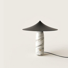 Indlæs billede til gallerivisning Kine Bordlampe