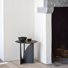 Indlæs billede til gallerivisning Geometric sidebord
