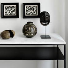 Indlæs billede til gallerivisning Stone console

