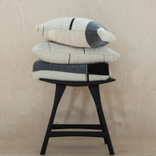 Indlæs billede til gallerivisning Urban cushion
