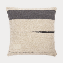 Indlæs billede til gallerivisning Urban cushion
