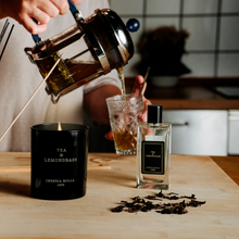 Indlæs billede til gallerivisning Rumspray - Tea &amp; Lemongrass
