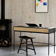 Indlæs billede til gallerivisning Oak Blackbird desk
